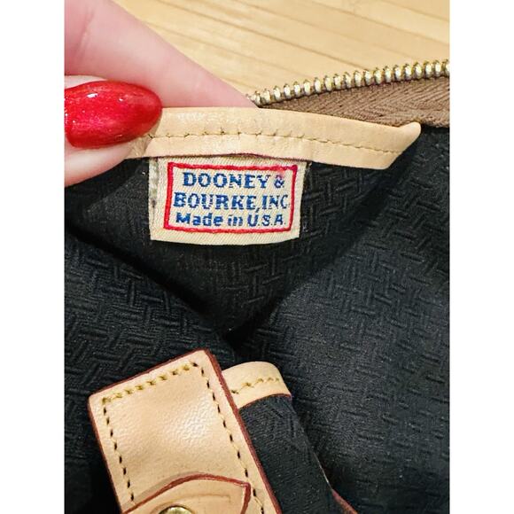 Vtg Dooney & Bourke Cabriolet Canvas Vacchetta Leather Domed Satchel & Dust Bag - Picture 8 of 16